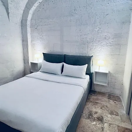 Dante's Patio * Барі